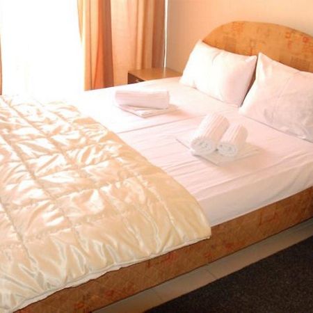 Villa Di Lusso Ribarska Banja Bagian luar foto